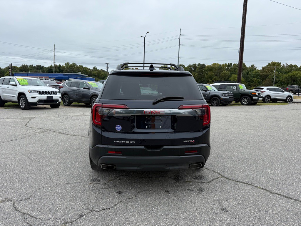 2021 GMC Acadia Image 4