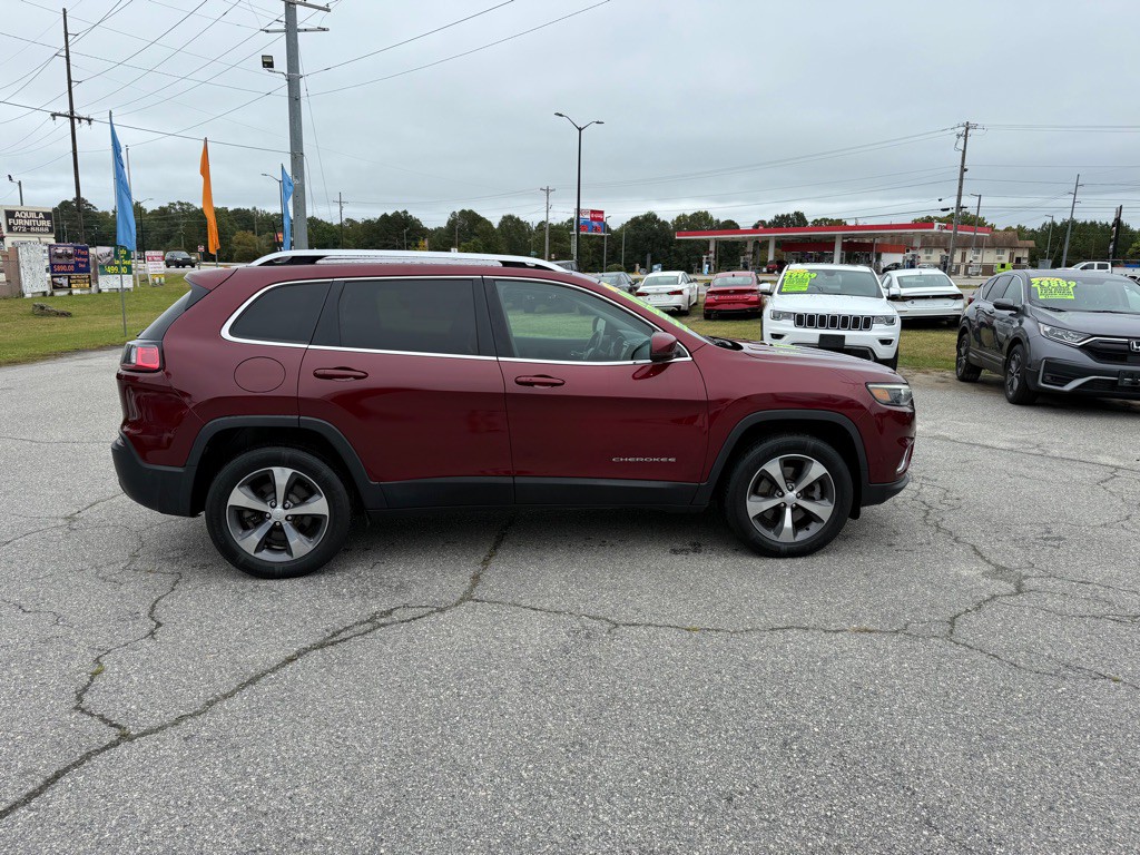 2019 Jeep Cherokee Image 6