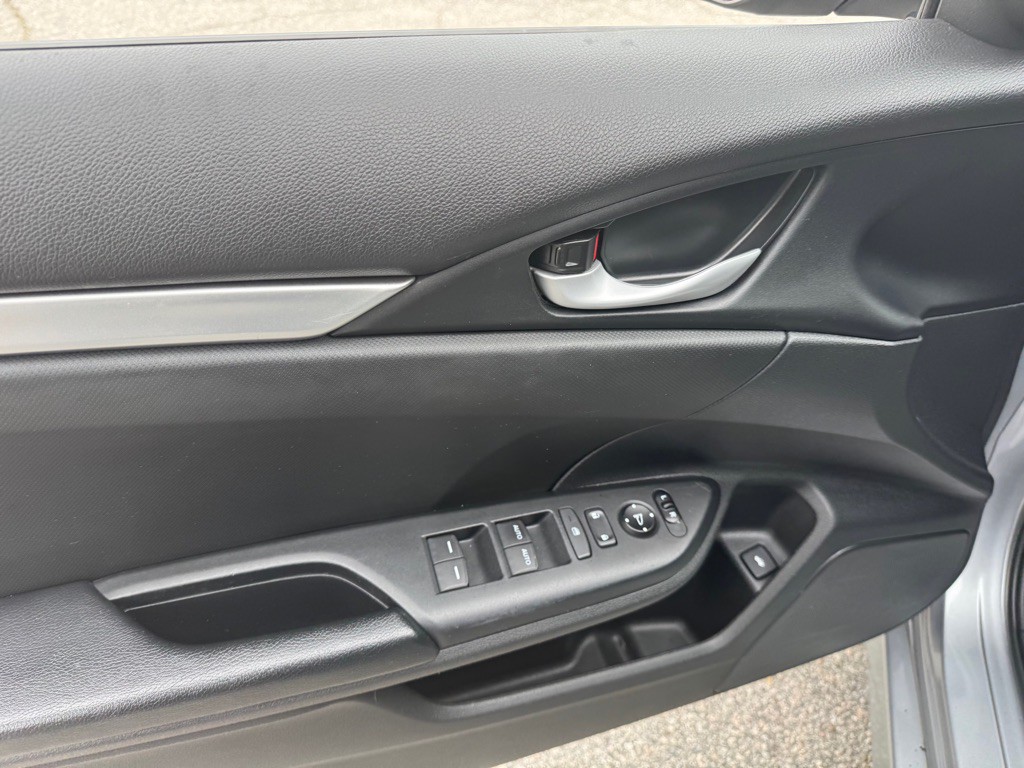 2019 Honda Civic Image 9