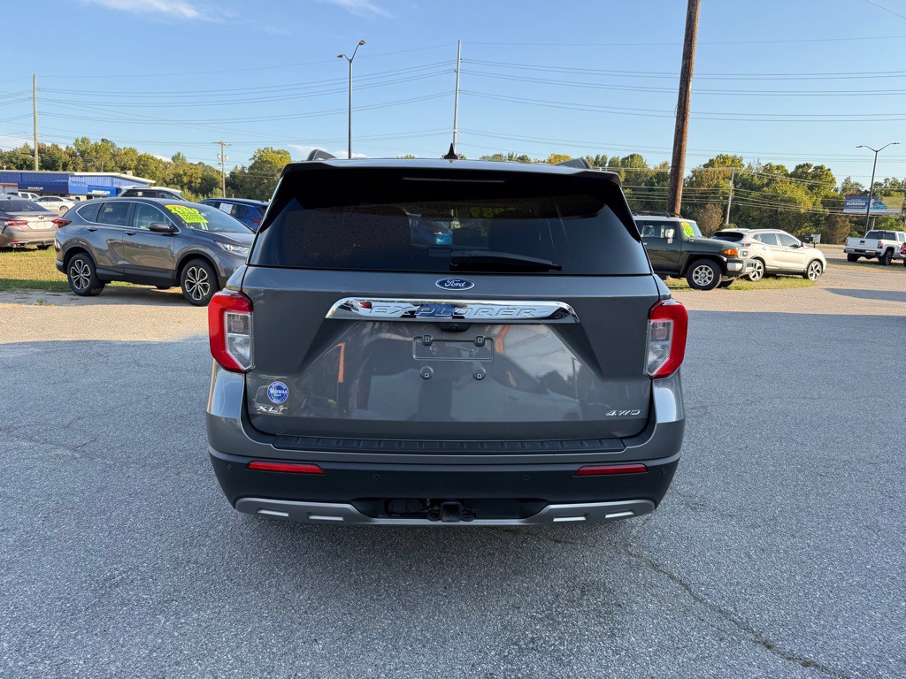 2023 Ford Explorer Image 4