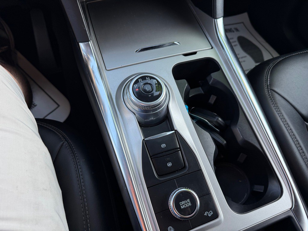 2023 Ford Explorer Image 13