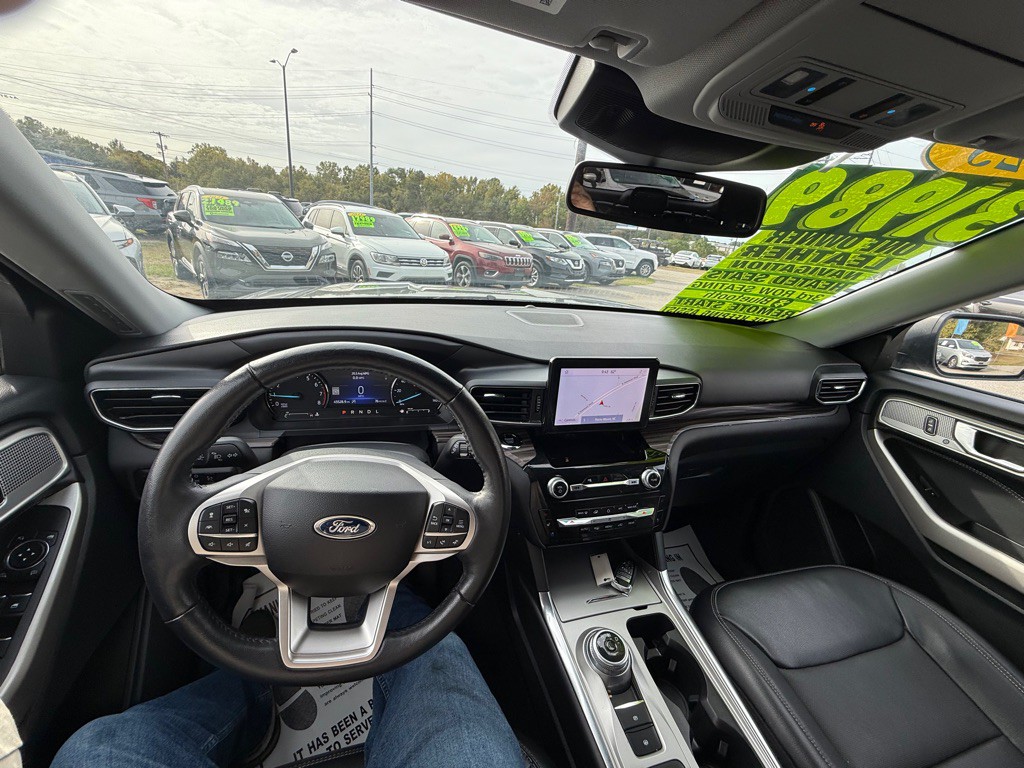 2023 Ford Explorer Image 24