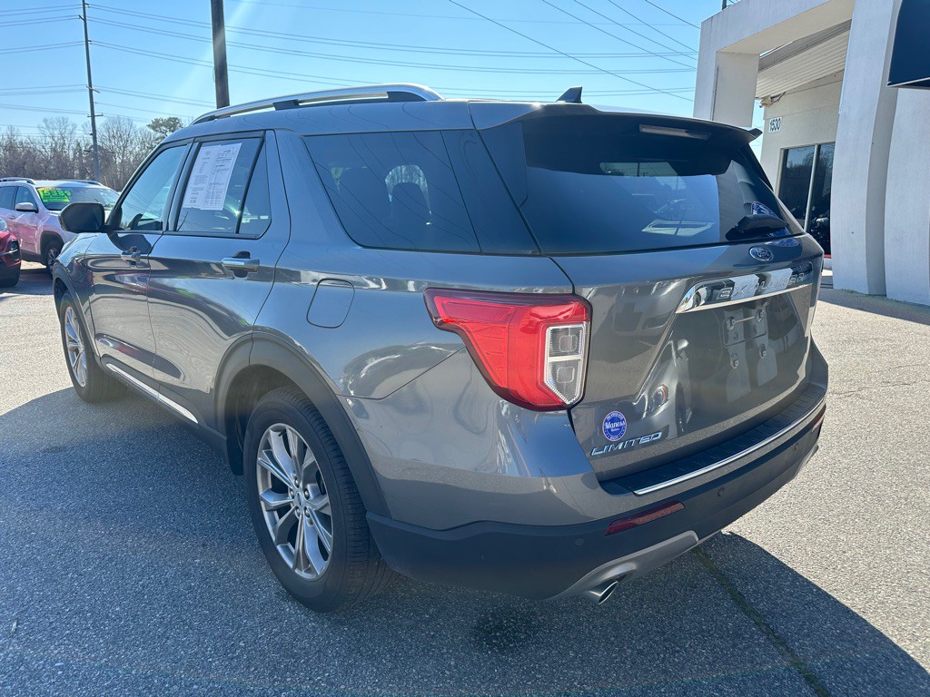 2023 Ford Explorer Image 3