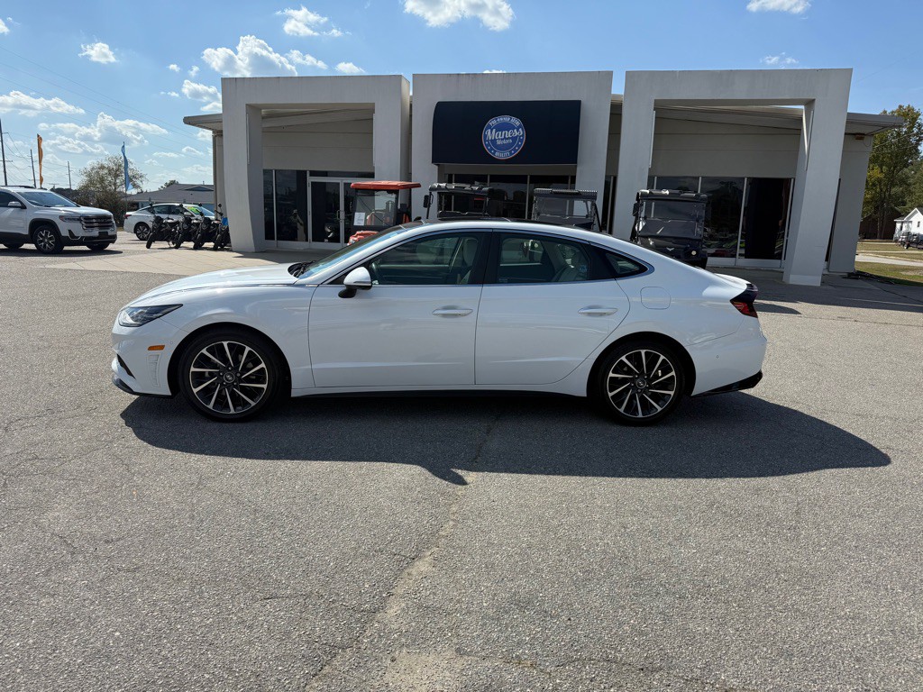 2022 Hyundai Sonata Image 2