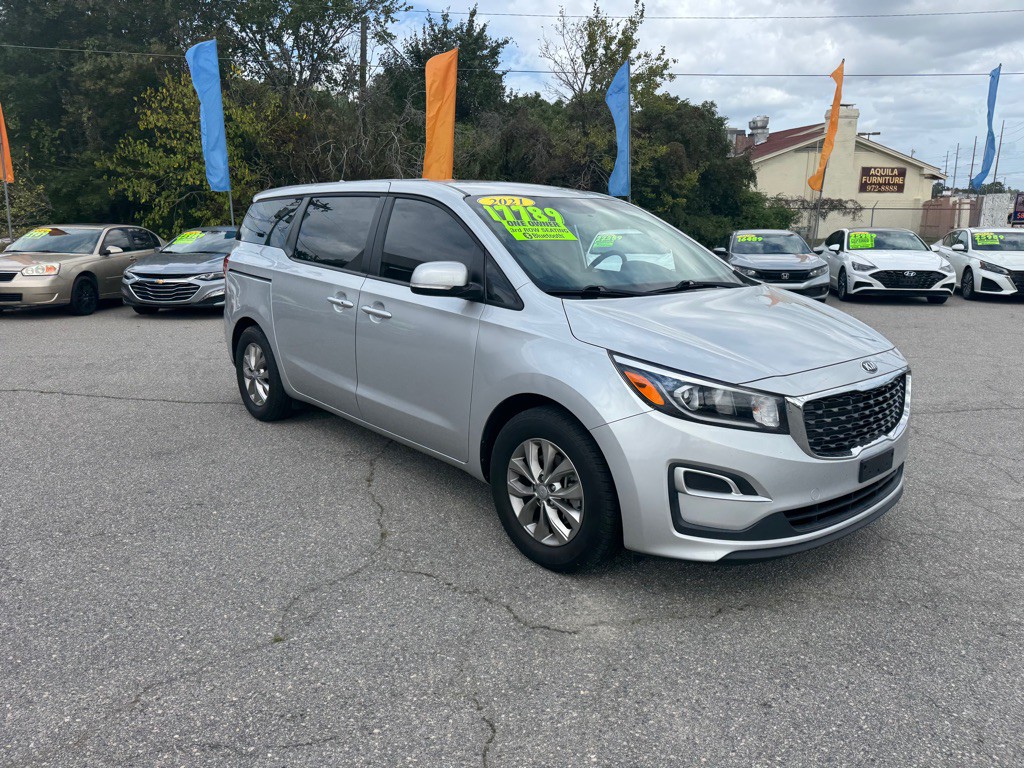2021 Kia Sedona Image 7