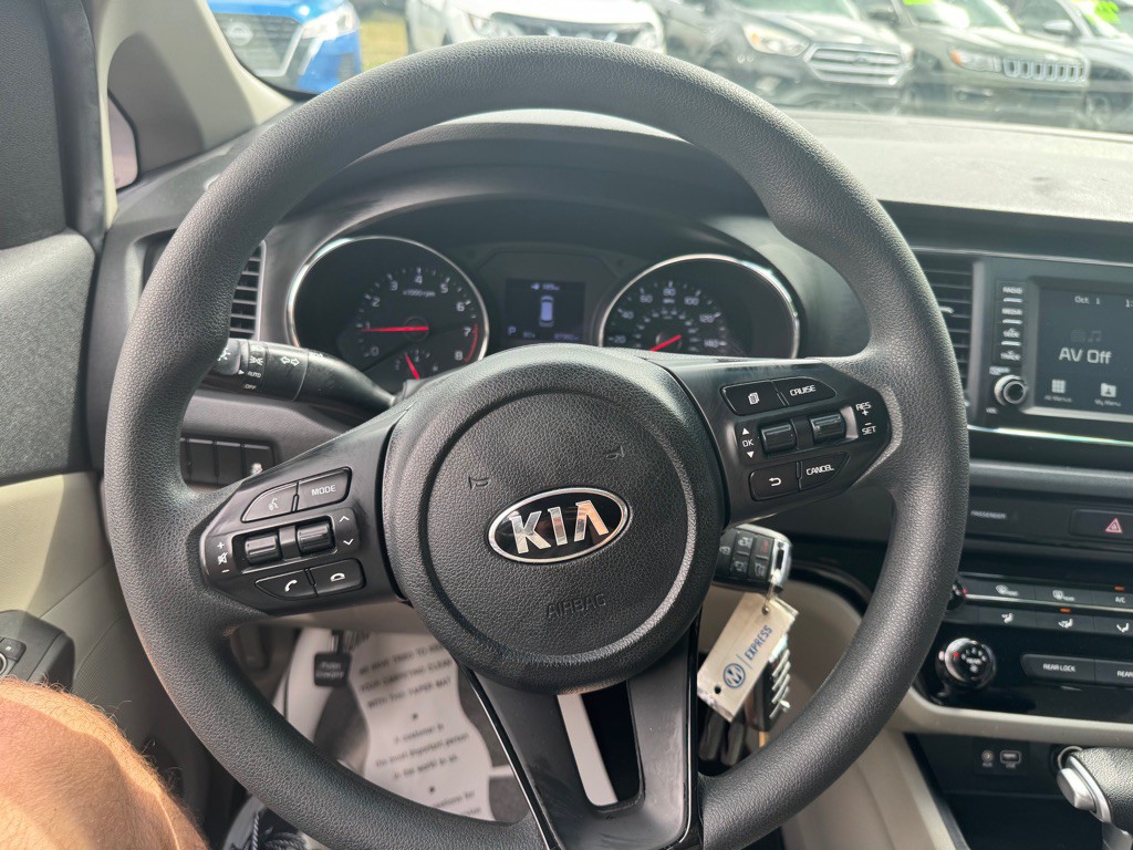 2021 Kia Sedona Image 10