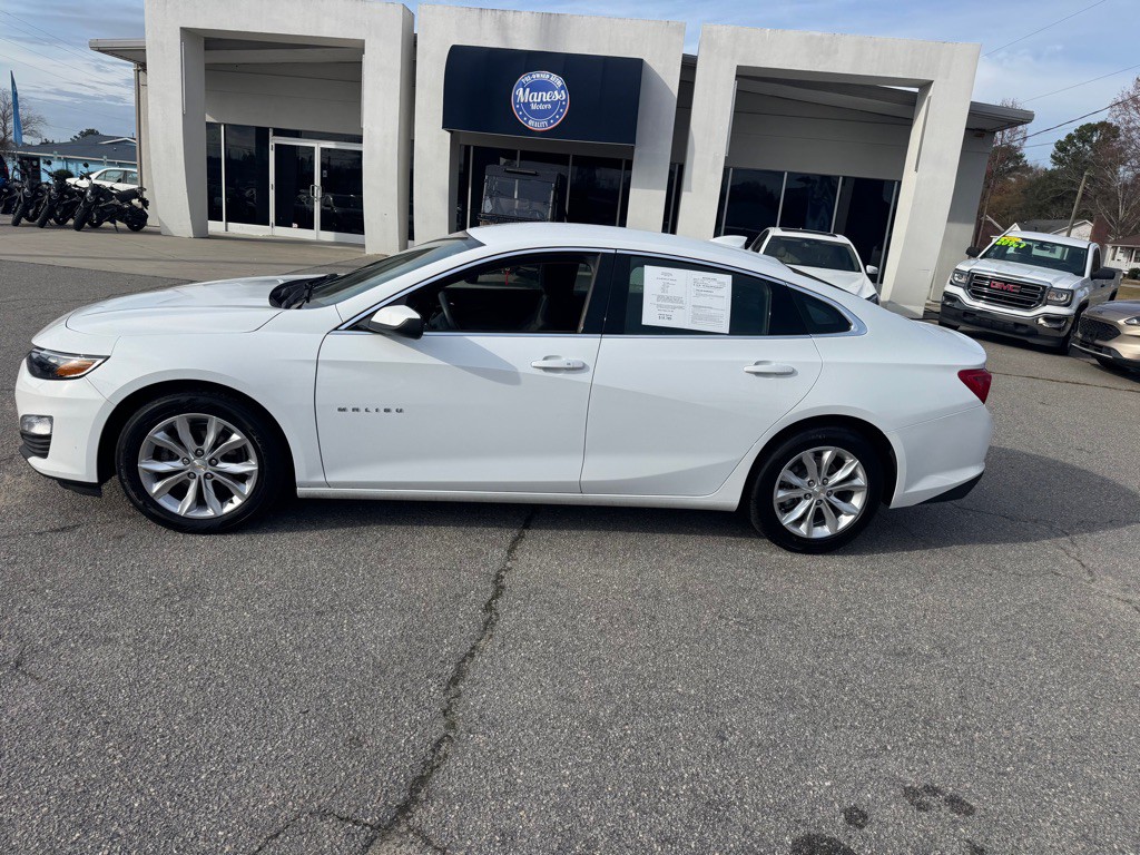 2023 Chevrolet Malibu Image 2