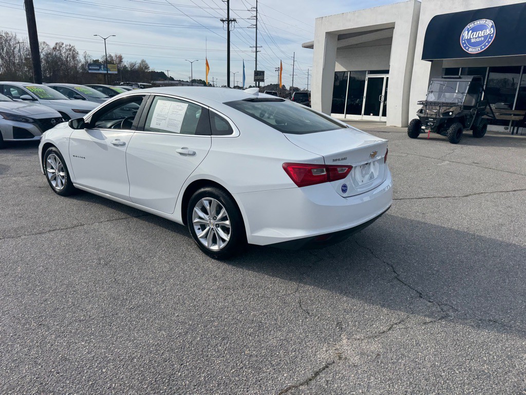 2023 Chevrolet Malibu Image 3