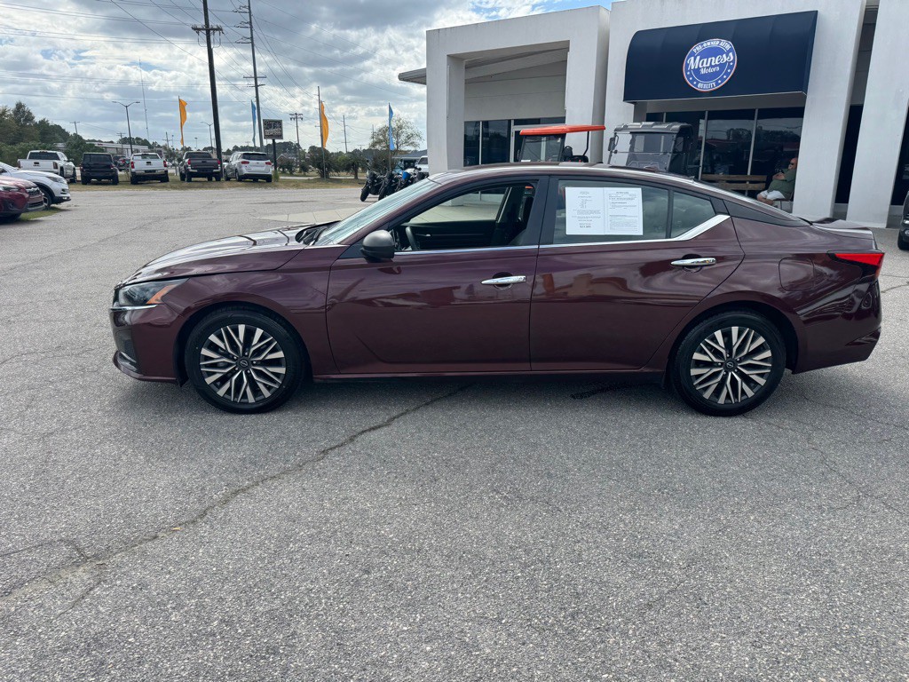 2024 Nissan Altima Image 2
