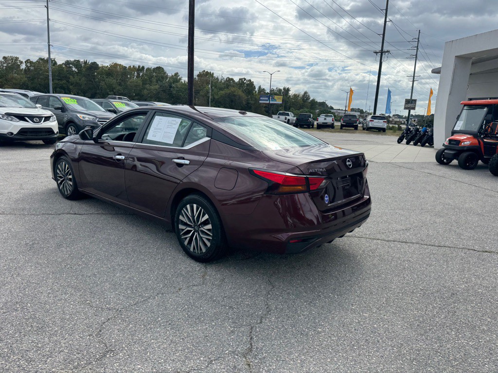 2024 Nissan Altima Image 3