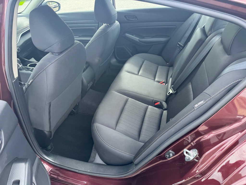 2024 Nissan Altima Image 13