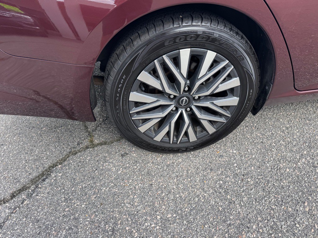2024 Nissan Altima Image 18