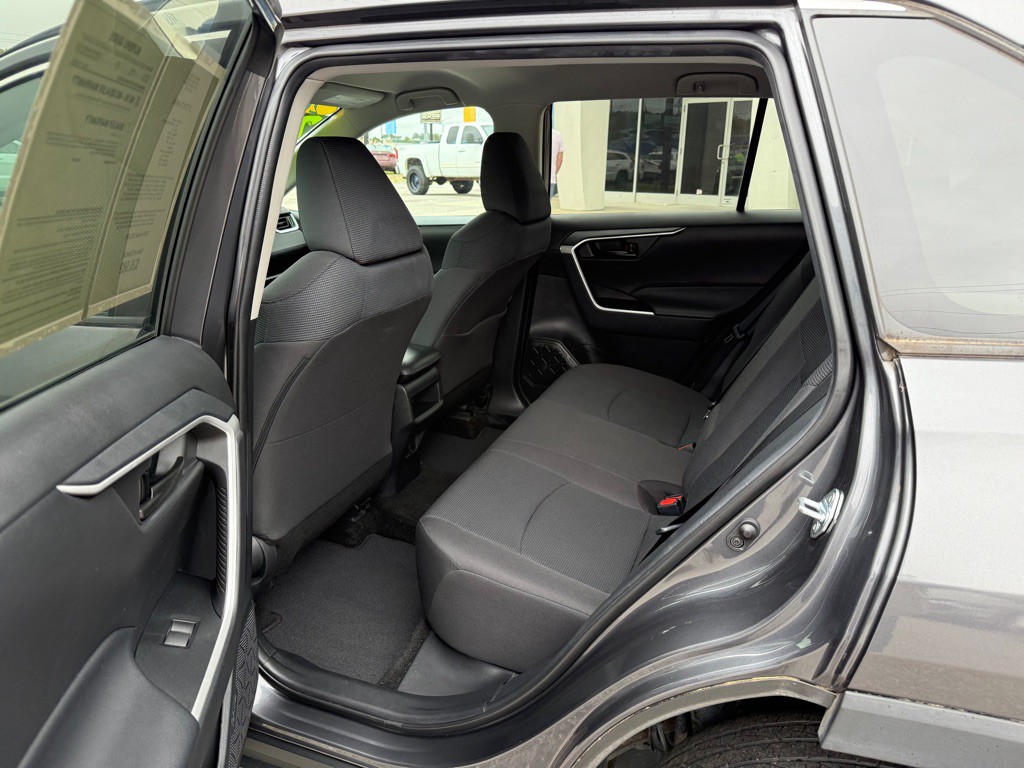 2021 Toyota Rav4 Image 12