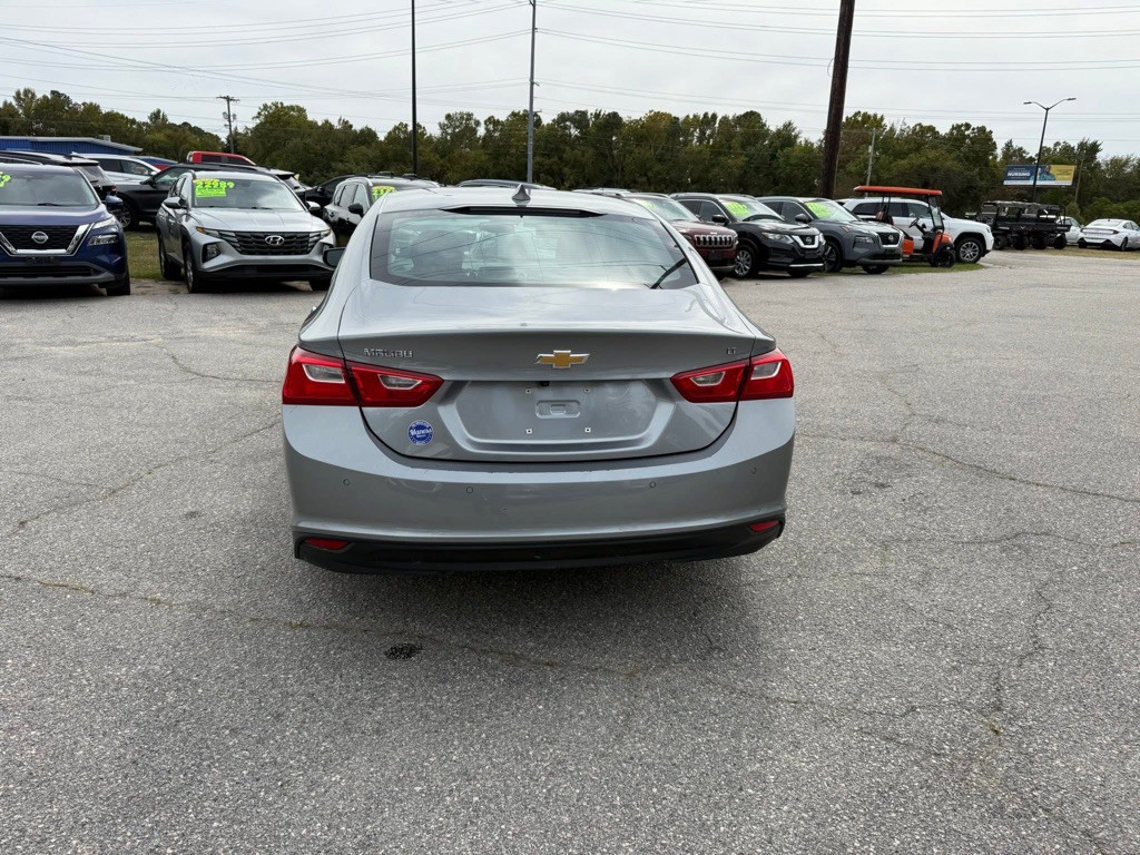 2024 Chevrolet Malibu Image 4