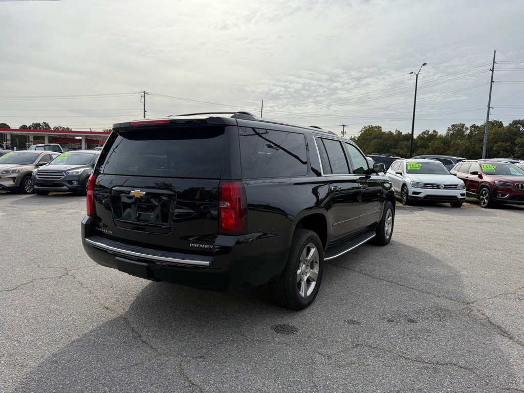 2020 Chevrolet Suburban Image 5