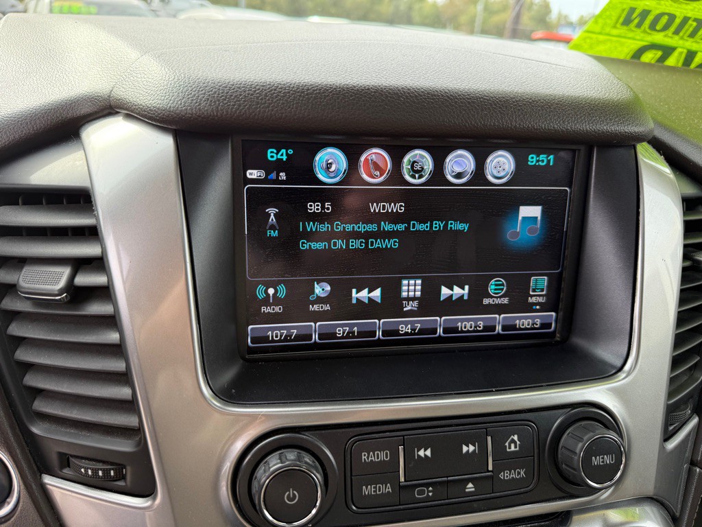 2020 Chevrolet Suburban Image 19