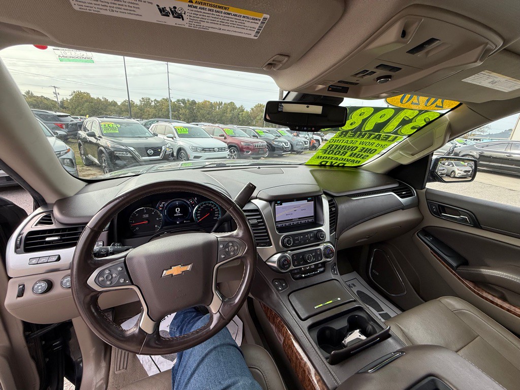 2020 Chevrolet Suburban Image 24