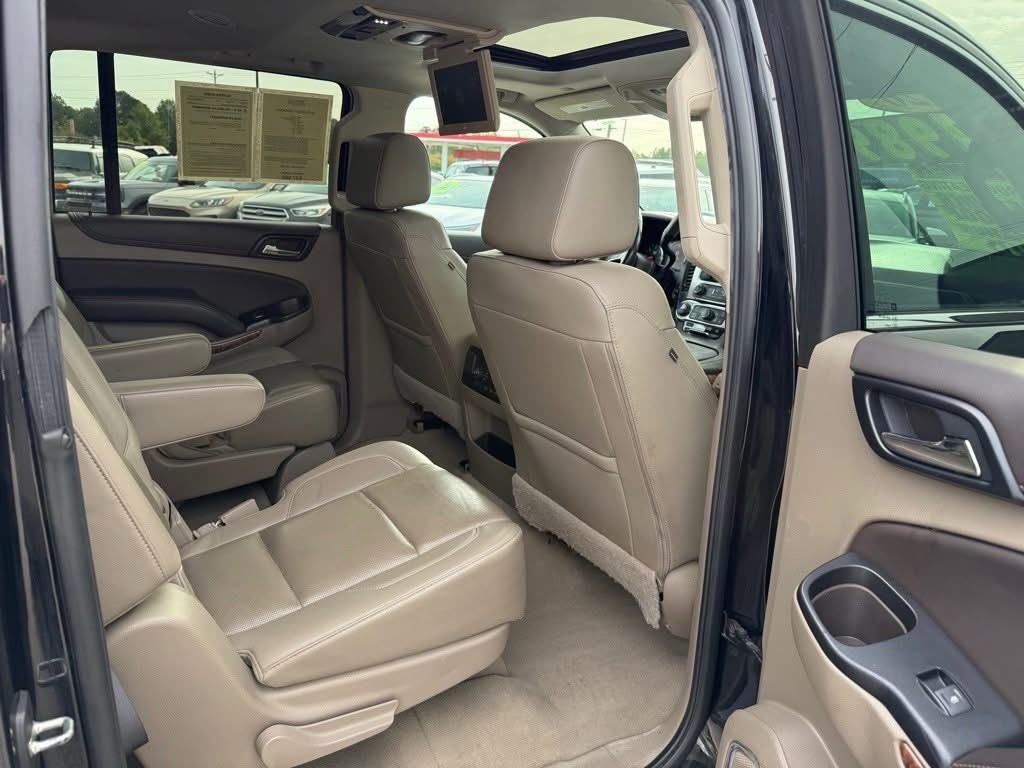 2020 Chevrolet Suburban Image 10