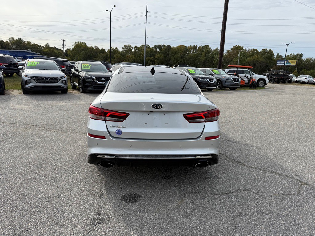 2020 Kia Optima Image 4