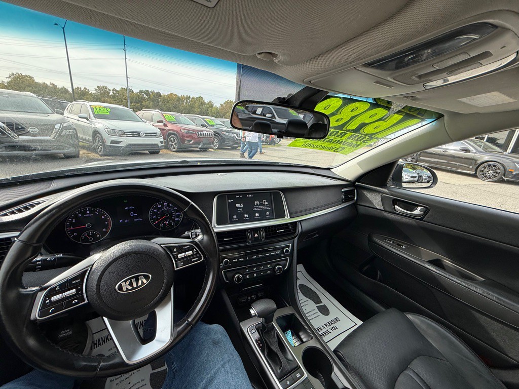 2020 Kia Optima Image 20