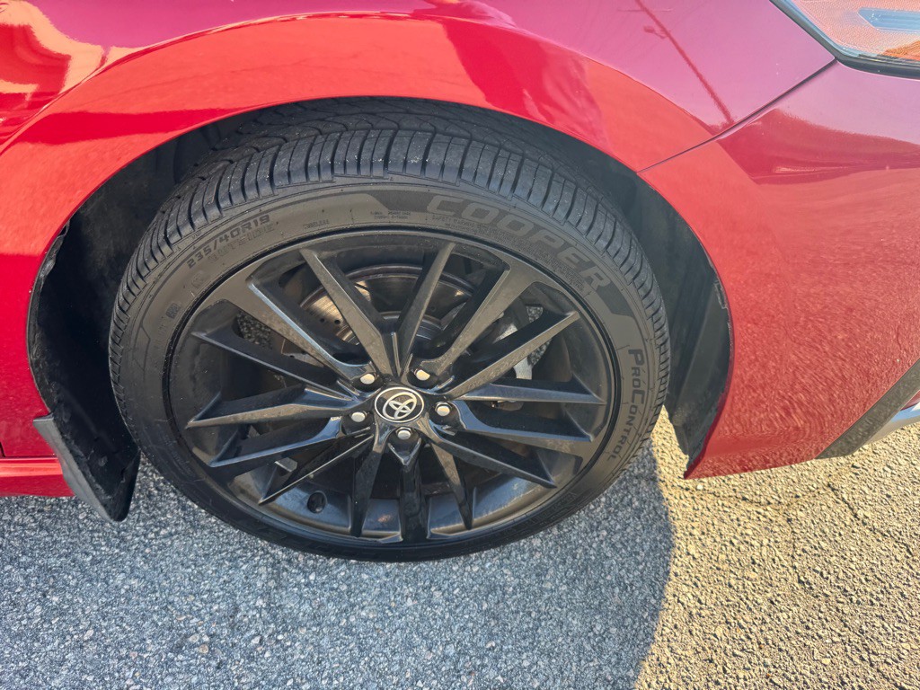 2021 Toyota Camry Image 17