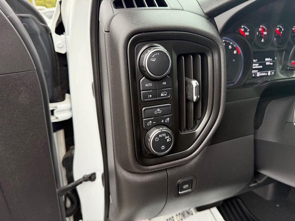 2021 Chevrolet Silverado 1500 Image 15
