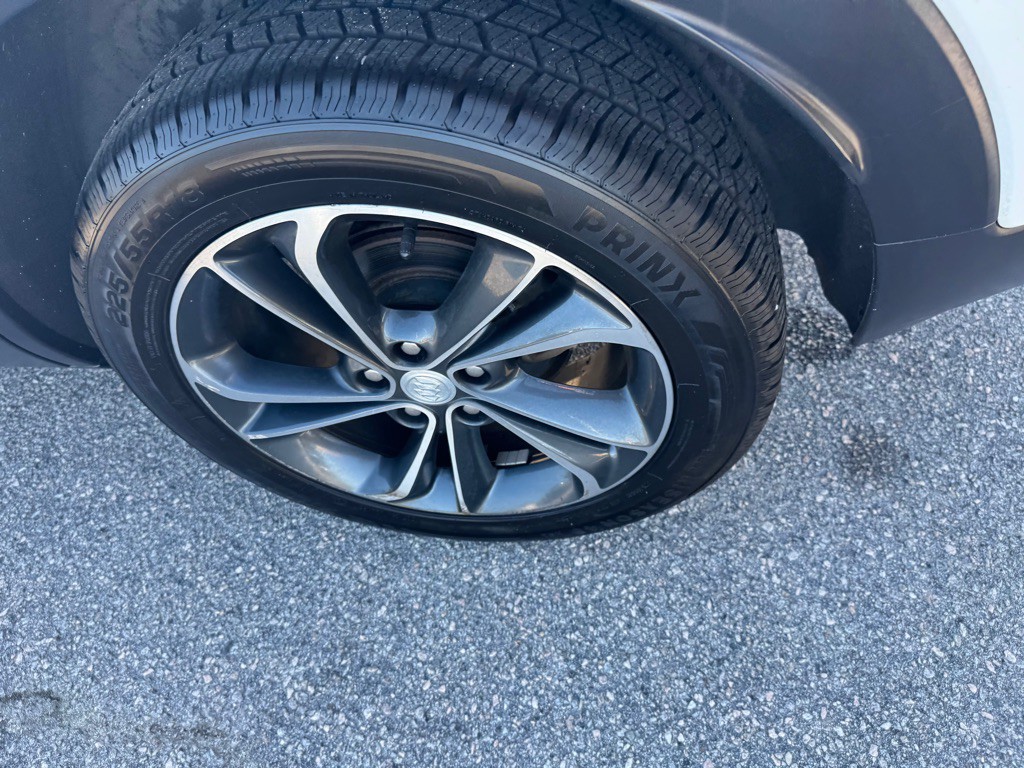 2021 Buick Enclave Image 19