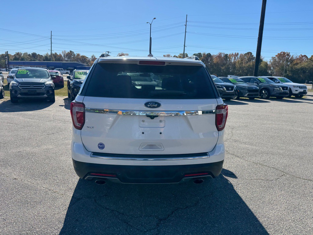 2018 Ford Explorer Image 4