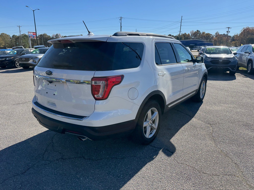 2018 Ford Explorer Image 5