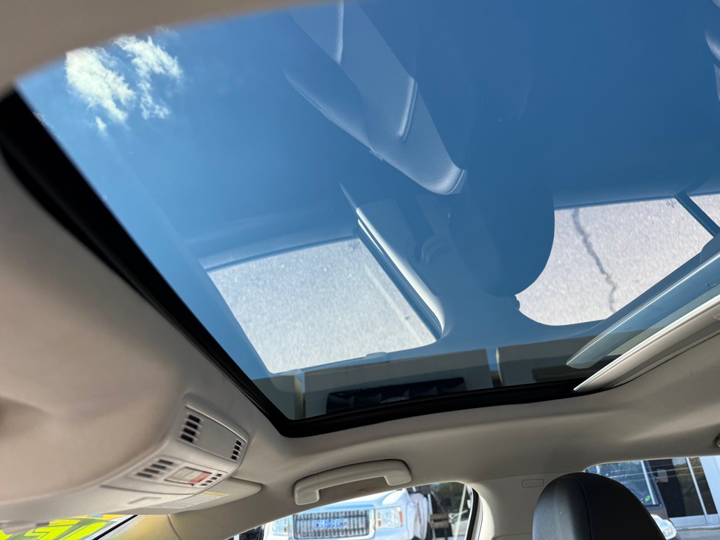 2021 Volkswagen Golf Image 16