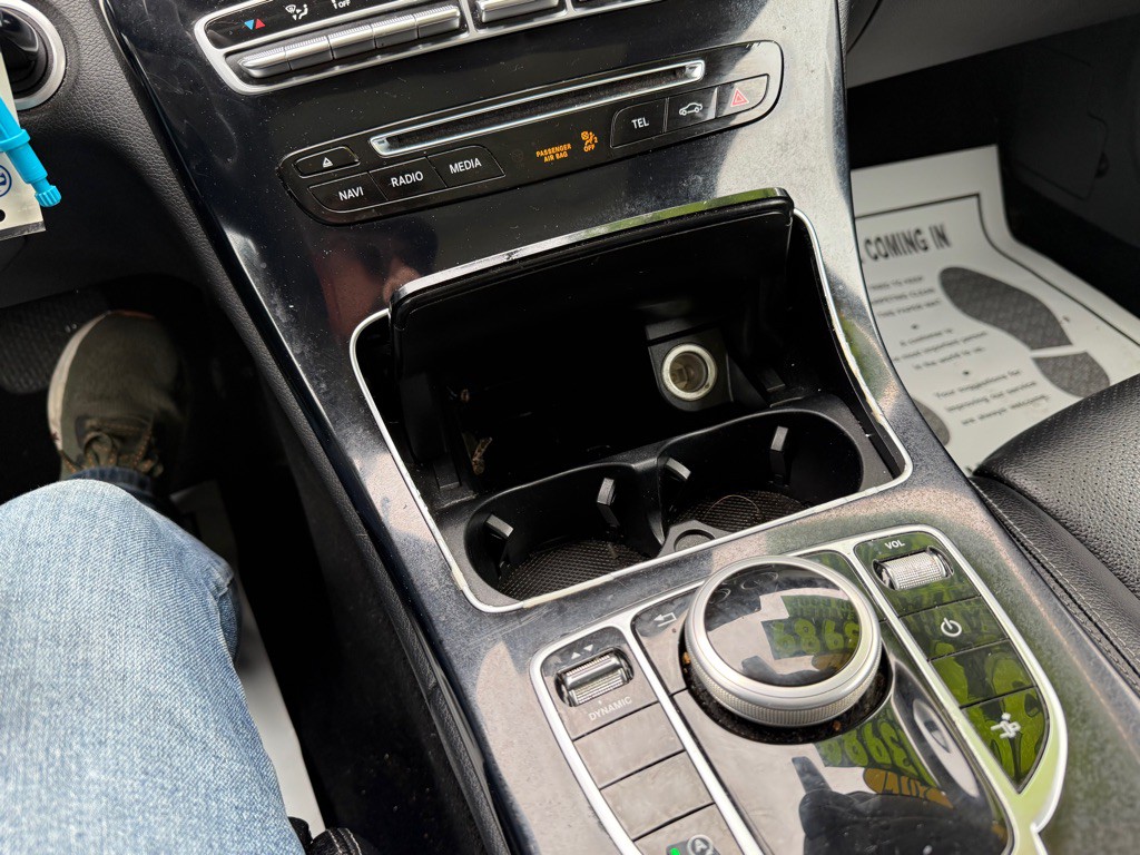 2017 Mercedes-Benz C-Class Image 12