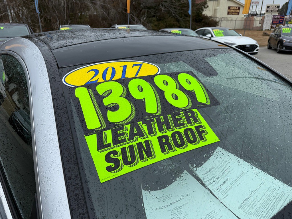 2017 Mercedes-Benz C-Class Image 19