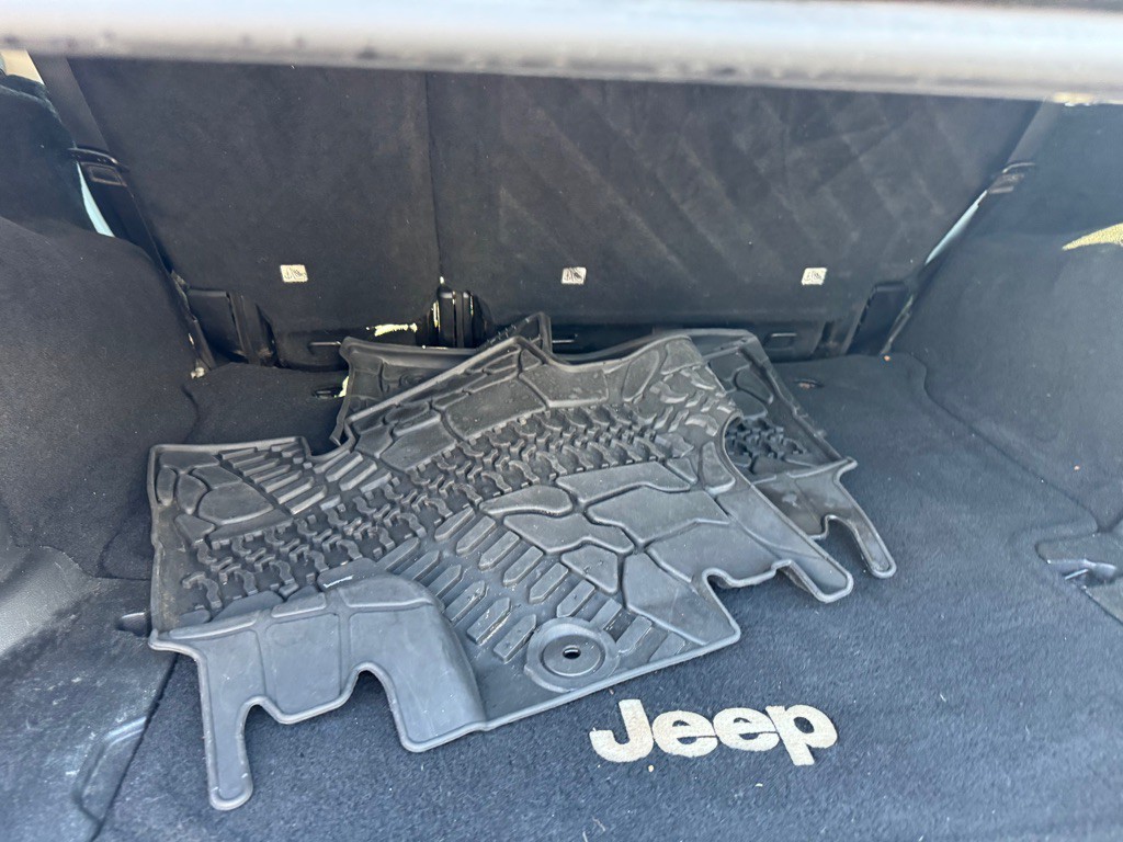 2016 Jeep Wrangler Unlimited Image 12