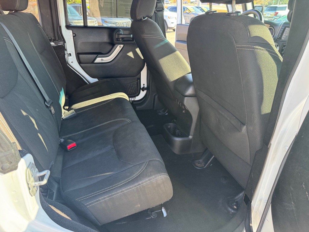 2016 Jeep Wrangler Unlimited Image 14