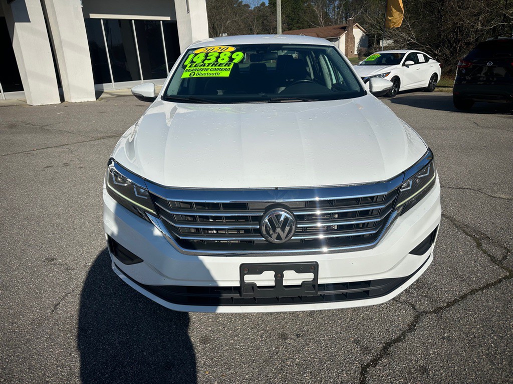 2020 Volkswagen Passat Image 8