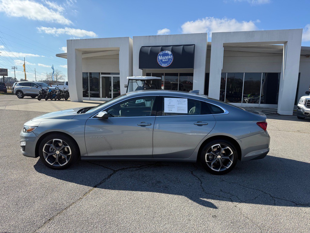2024 Chevrolet Malibu Image 2