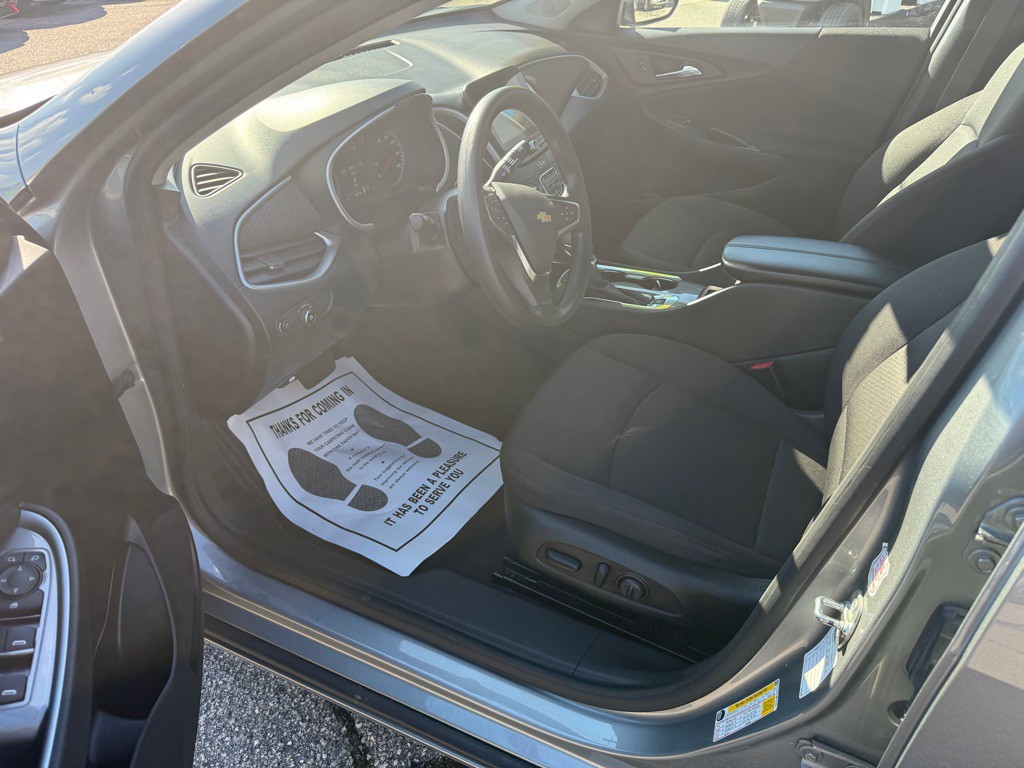 2024 Chevrolet Malibu Image 13