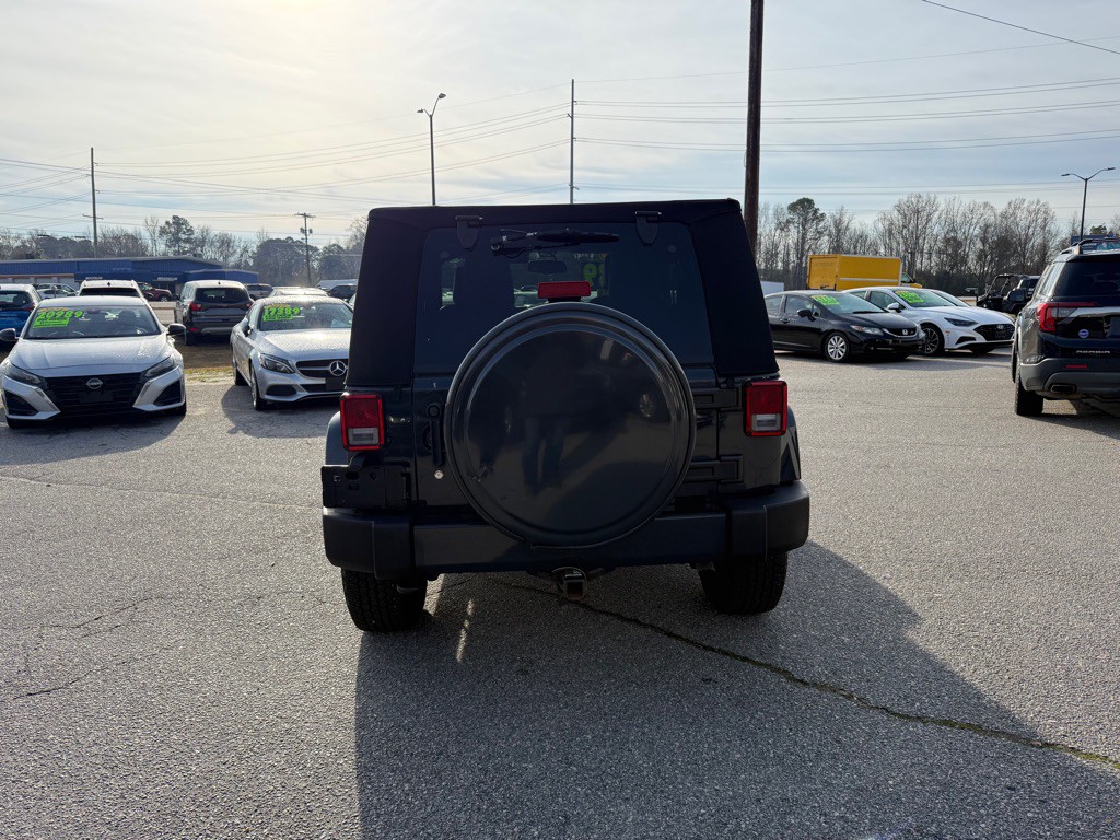 2017 Jeep Wrangler Image 4
