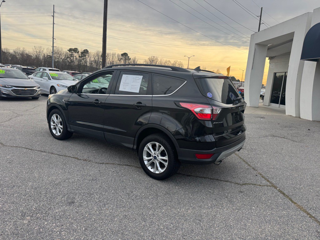 2018 Ford Escape Image 3