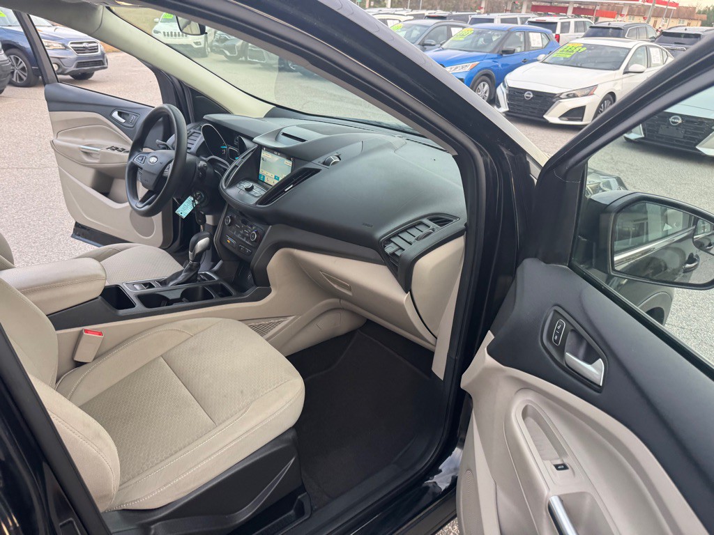 2018 Ford Escape Image 16