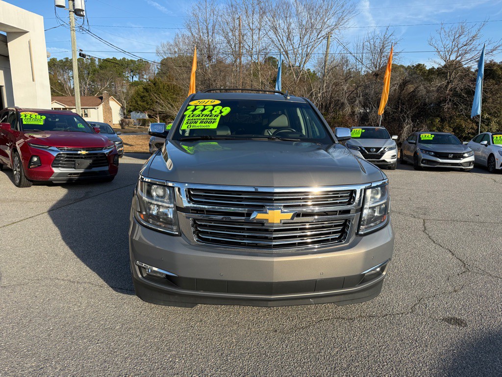 2019 Chevrolet Suburban Image 8