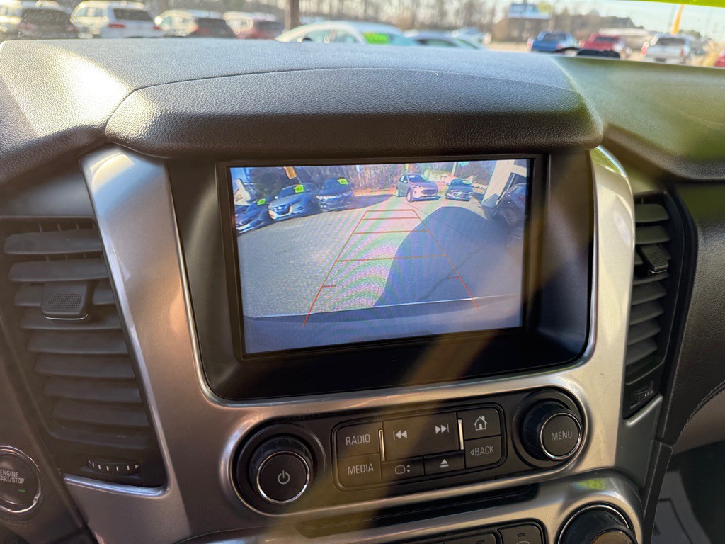 2019 Chevrolet Suburban Image 23
