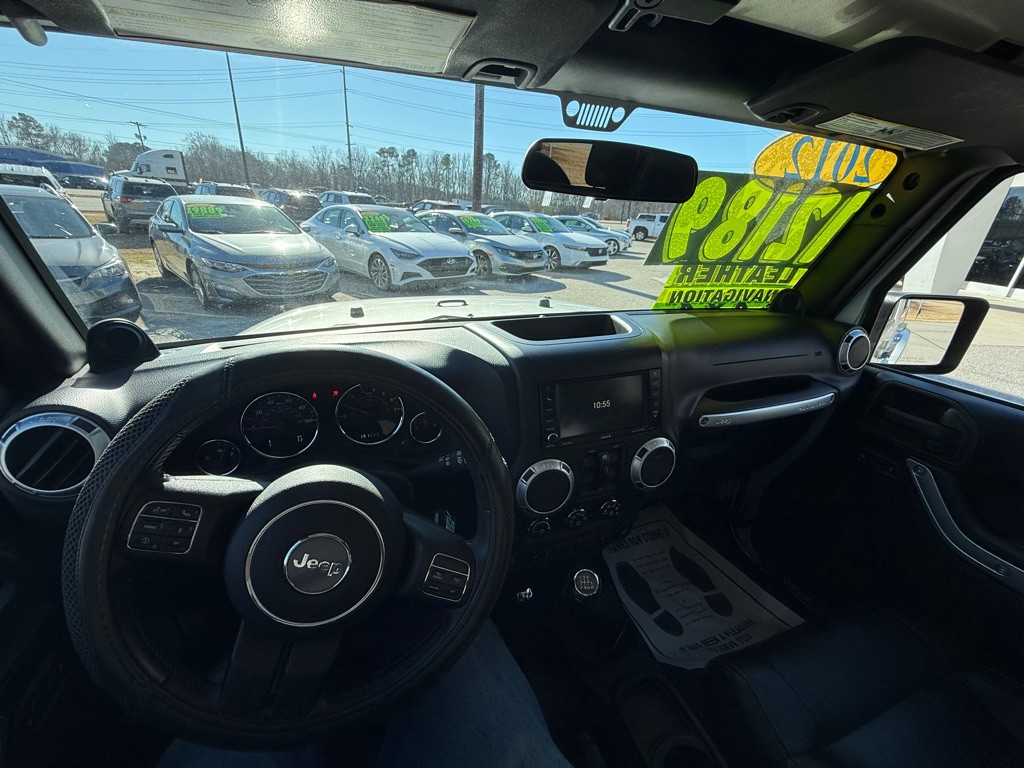 2012 Jeep Wrangler Unlimited Image 16