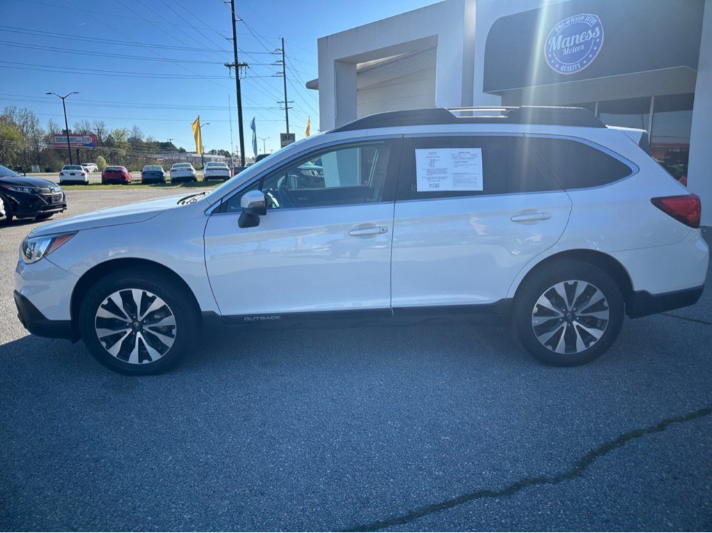 2016 Subaru Outback Image 2