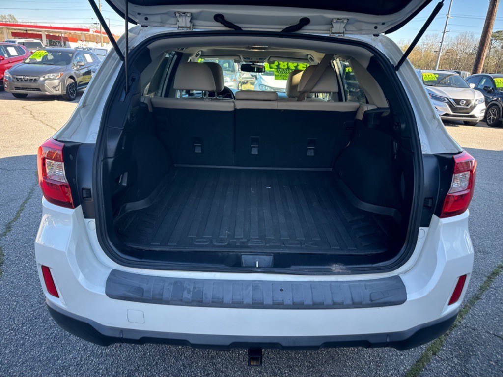 2016 Subaru Outback Image 9