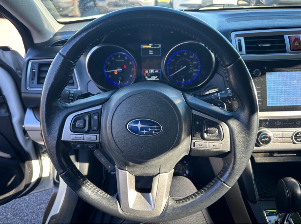 2016 Subaru Outback Image 16