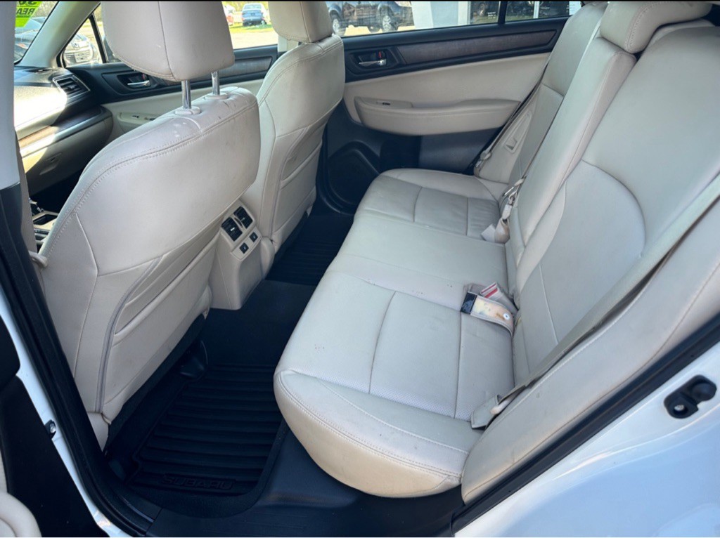 2016 Subaru Outback Image 20