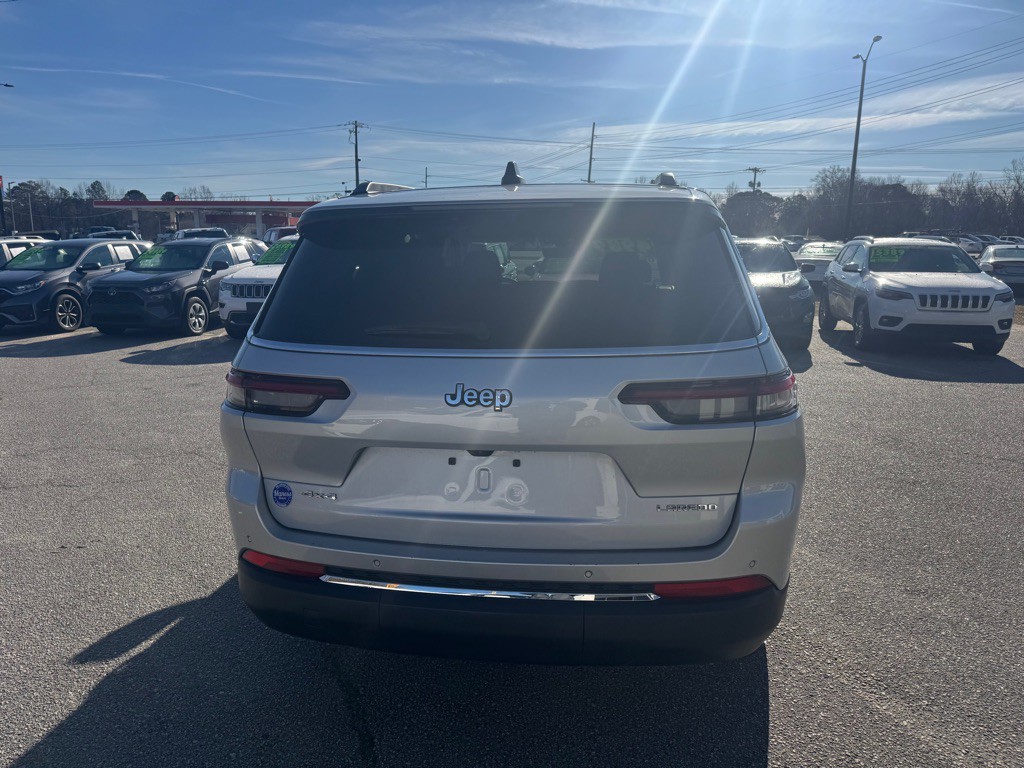 2023 Jeep Grand Cherokee Image 4