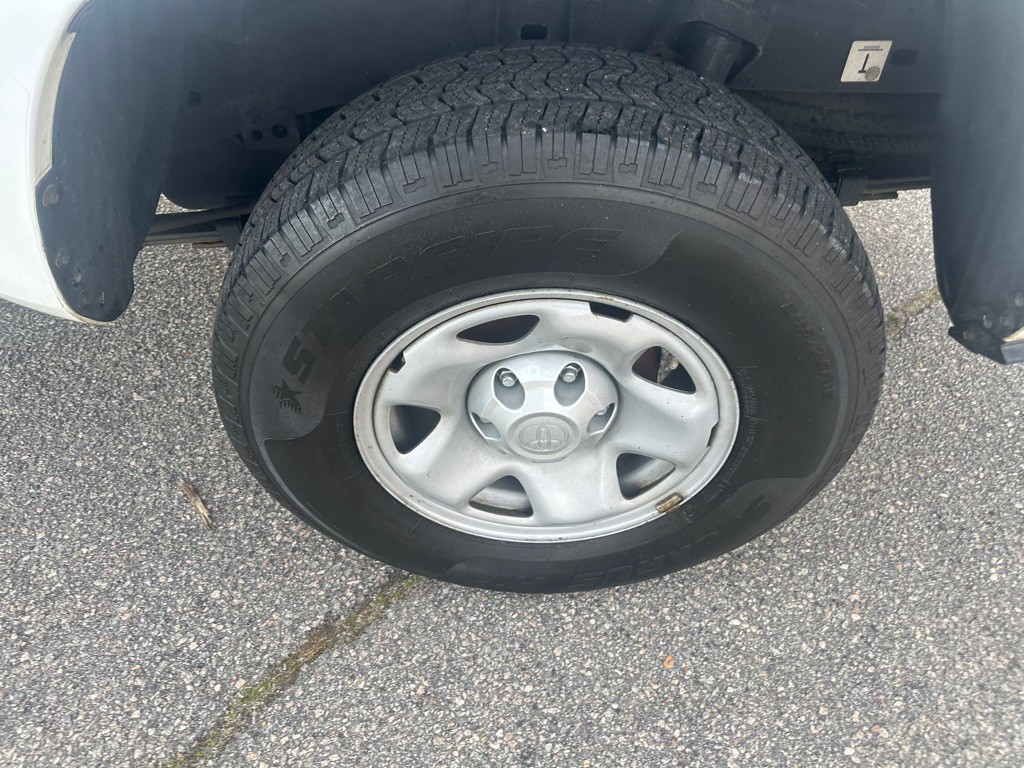 2019 Toyota Tacoma Image 18