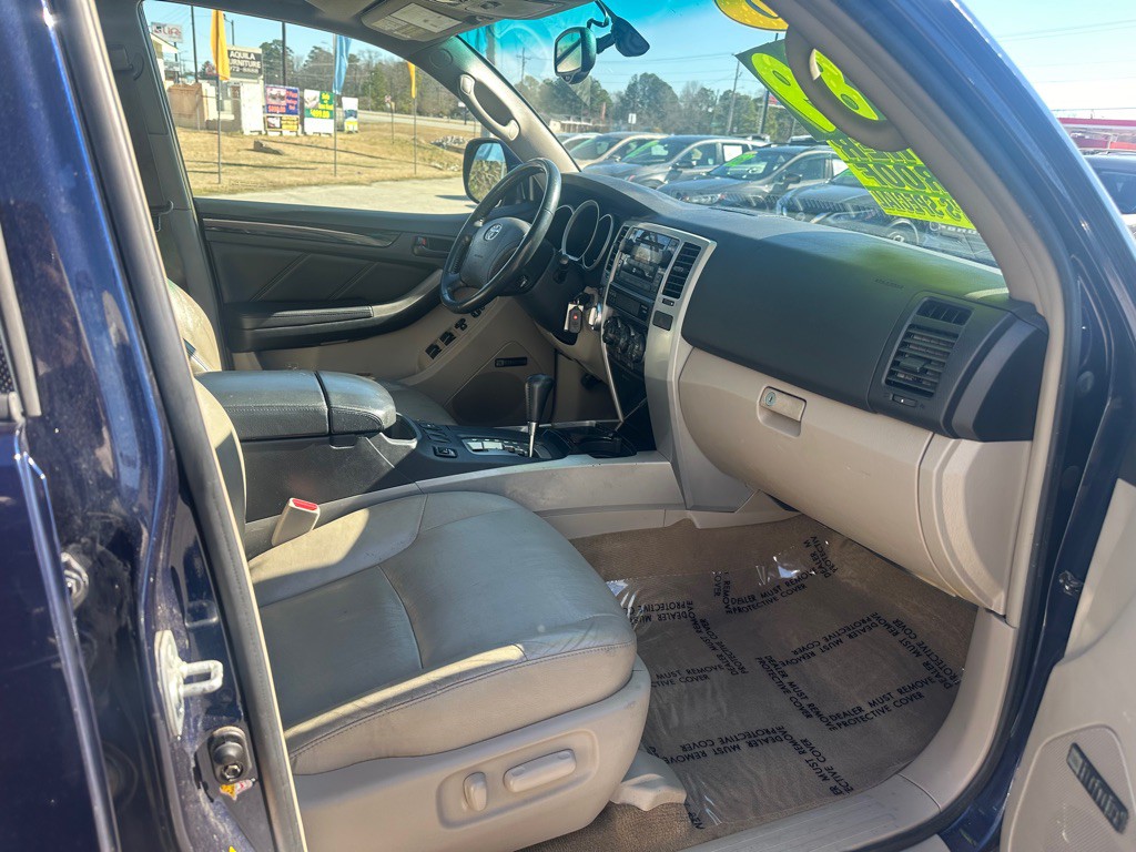 2006 Toyota 4Runner Image 21